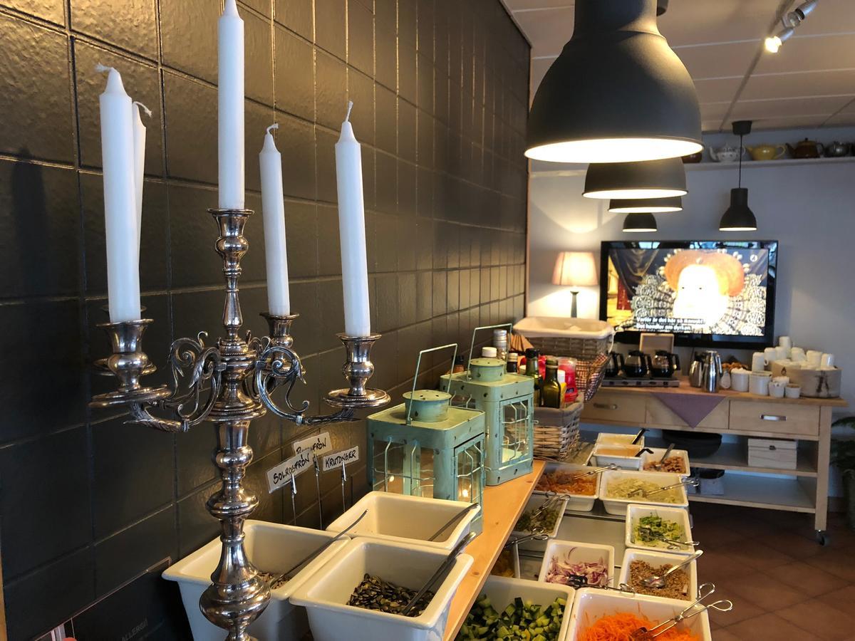 Jennys Hotell Och Restaurang Arvika Buitenkant foto