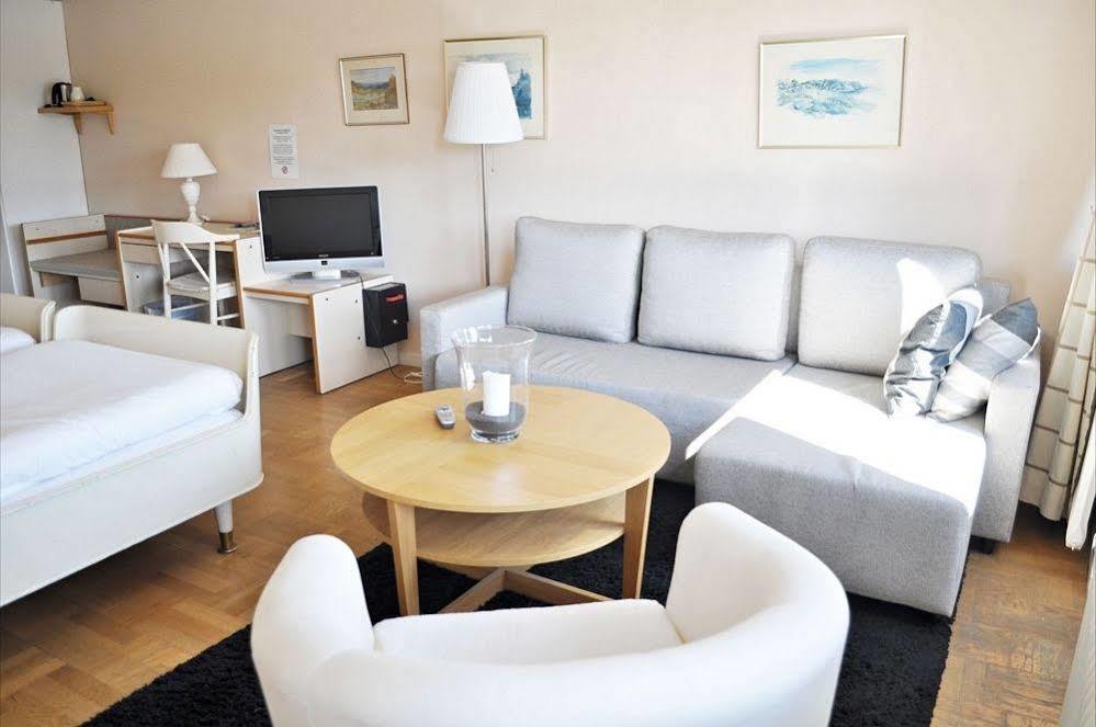 Jennys Hotell Och Restaurang Arvika Buitenkant foto